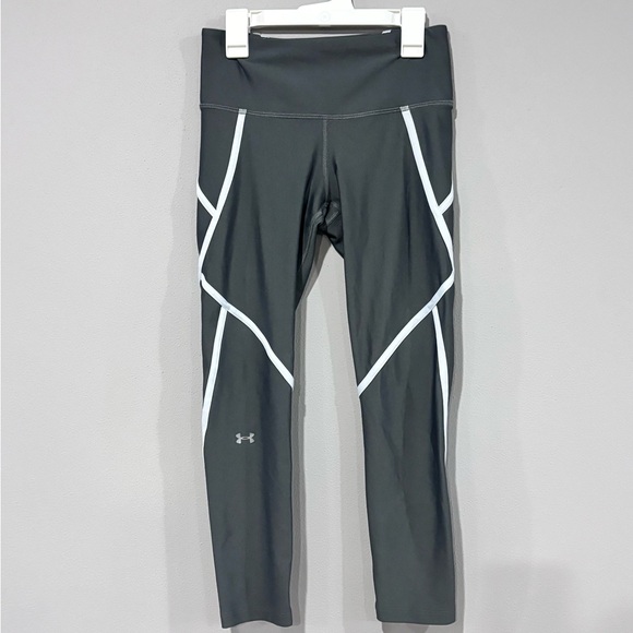 Under Armour Charcoal Leggings with White Trim Size Small - Picture 4 of 4